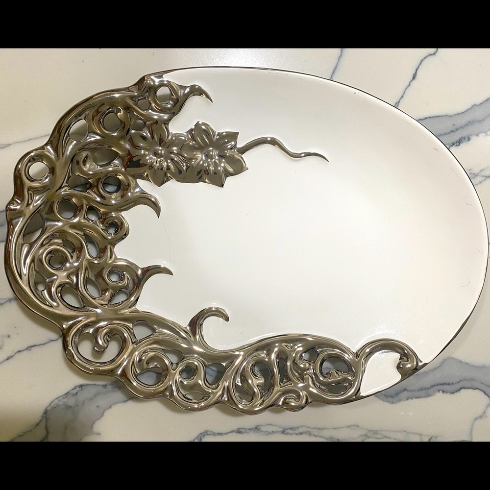 Silver & White Floral and Vines design Serving Platter for Entertaining